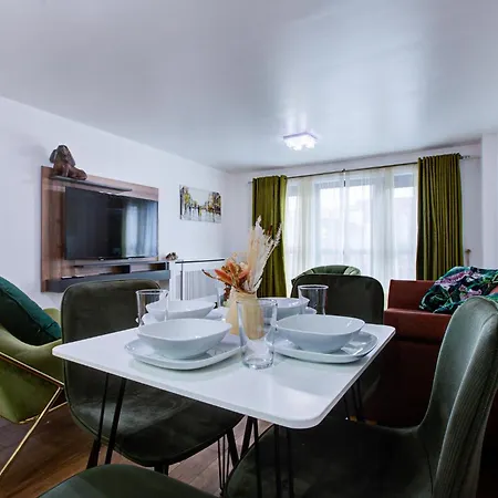 Newly Furnished Stunning 2 Bedroom Flat Edgware Exterior photo