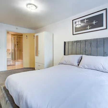 Newly Furnished Stunning 2 Bedroom Flat Edgware Exterior photo
