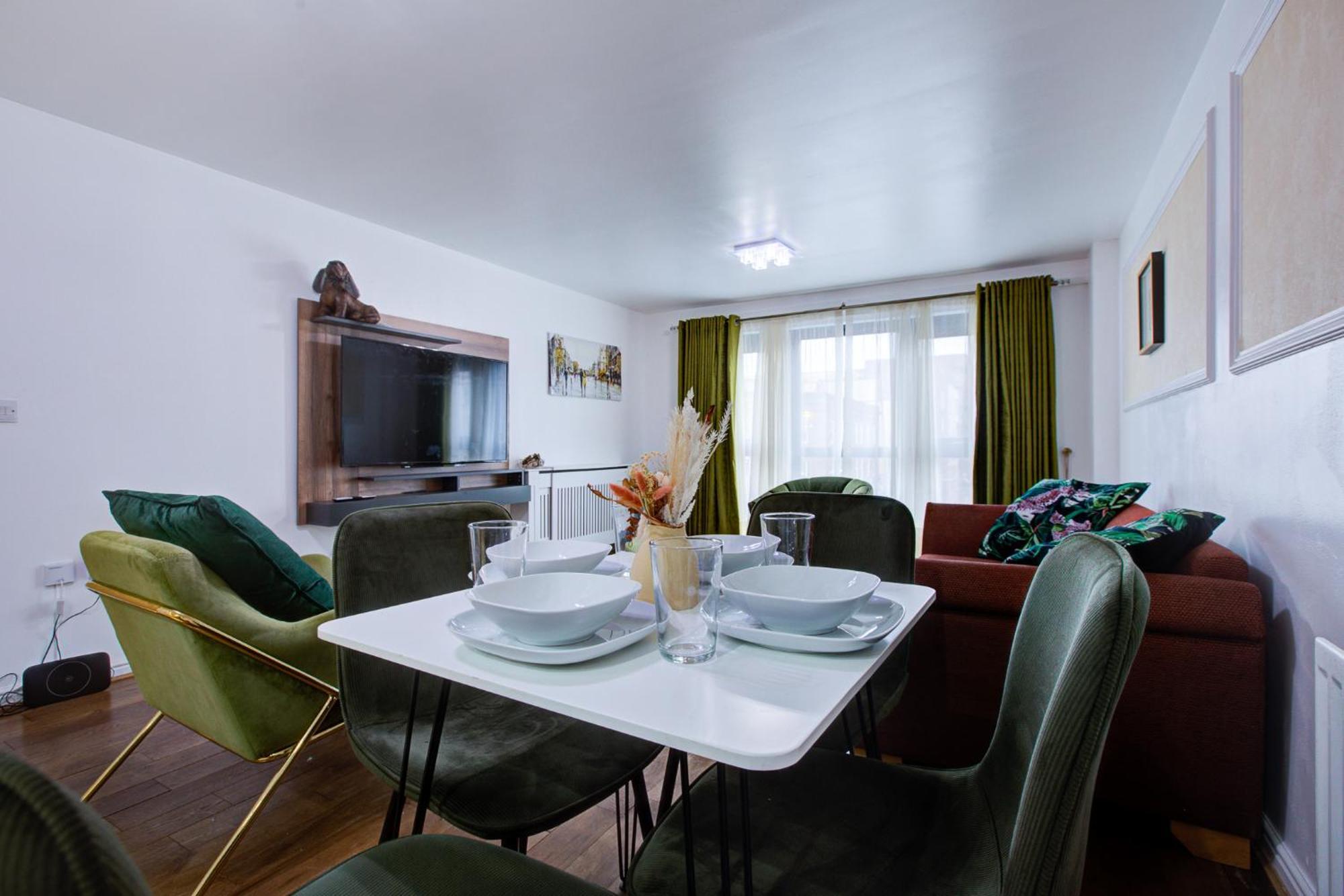 Newly Furnished Stunning 2 Bedroom Flat Edgware
