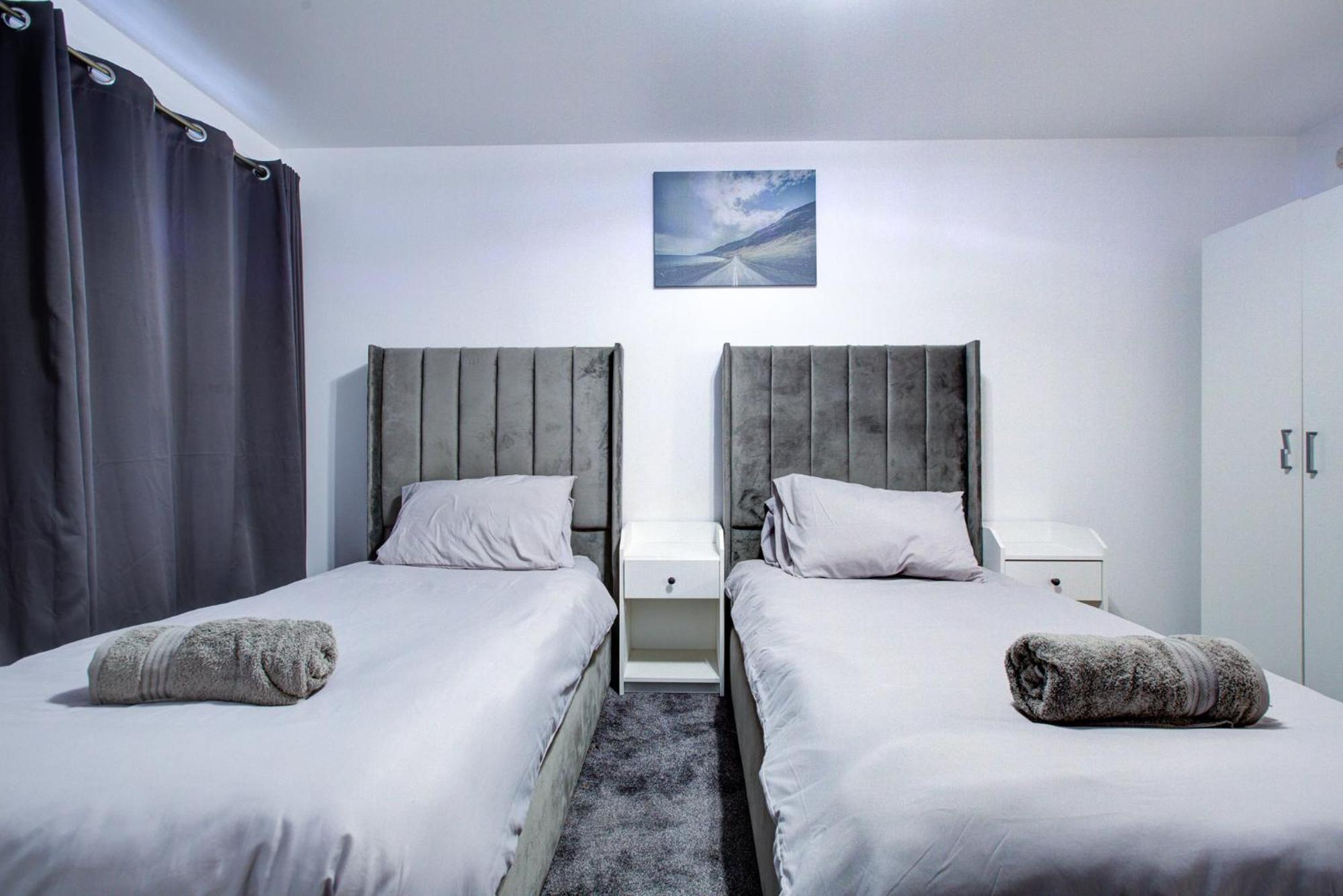 Newly Furnished Stunning 2 Bedroom Flat Edgware